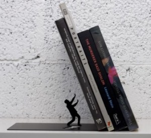 falling-books-bookends.png